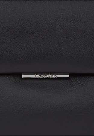 calvin-klein-BORSA-LINEAR-SHOULDER-BAG_SM-PEBBLE-da-donna