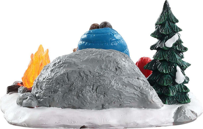 Campeggio davanti al fuoco personaggi per villaggio di Natale in poliresina con luci Casa e cucina/Decorazioni per interni/Addobbi e decorazioni per ricorrenze/Decorazioni natalizie/Oggettistica MagiediNatale.it - Altamura, Commerciovirtuoso.it