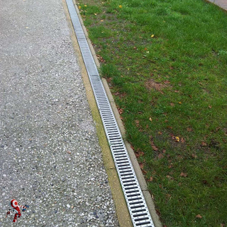Canaletta-scolo-acqua-piovana--carrabile-in-PP-PE-con-griglia-zincata-12X92-kit-3pz