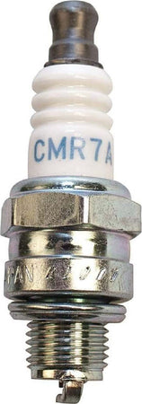 Candela di ricambio accensione motori per motoseghe e decespugliatori Fai da te/Attrezzi elettrici da giardinaggio/Utensili elettrici da giardino/Motoseghe La Zappa - Altamura, Commerciovirtuoso.it