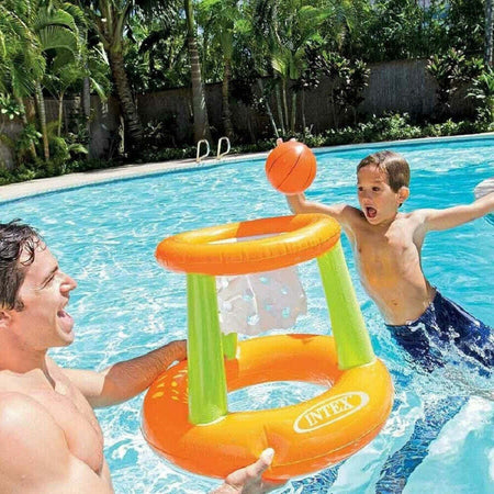 Canestro Gonfiabile 58504 Con Rete 67x55cm Basket Galleggiante Mare Piscina Palla Giochi e giocattoli/Sport e giochi all'aperto/Giochi aquatici e piscine per bambini/Canotti e gonfiabili galleggianti Trade Shop italia - Napoli, Commerciovirtuoso.it