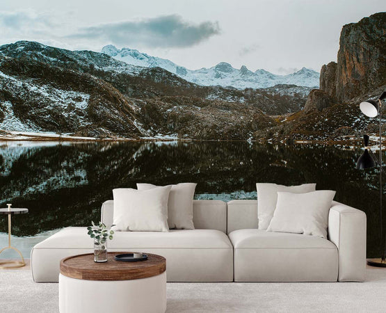 Carta-Da-Parati,-Lago-in-montagna