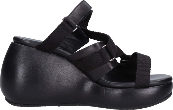 Casadei-Scarpe-con-Tacco-Nero-da-donna