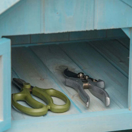 Casetta-da-Giardino-Porta-Attrezzi-in-Legno-con-3-Ripiani,-77x54.2x179cm,-Blu-ZX4845-209V01BUZX4
