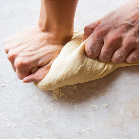 Cassetta chiusa per alimenti, bianca sovrapponibile non forata da 60 x 40 cm Giardino e giardinaggio/Giardinaggio/Carrelli contenitori e vagoni/Sacchi per i rifiuti La Zappa - Altamura, Commerciovirtuoso.it