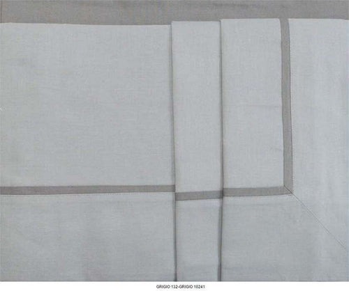 Cavalieri Collezione Piazza Pitti Elegante Completo Lenzuola Matrimoniale Elyne Con Applicazioni in Raso Di Cotone Casa e cucina/Tessili per la casa/Biancheria da letto/Lenzuola e federe/Lenzuola La Bottega del Risparmio - Bari, Commerciovirtuoso.it