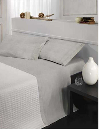 Cavalieri Completo Lenzuola Matrimoniale Tinta Unita Piazza Pitti Cotone Linea Giusy 5849 Casa e cucina/Tessili per la casa/Biancheria da letto/Lenzuola e federe/Set di lenzuola e federe La Bottega del Risparmio - Bari, Commerciovirtuoso.it