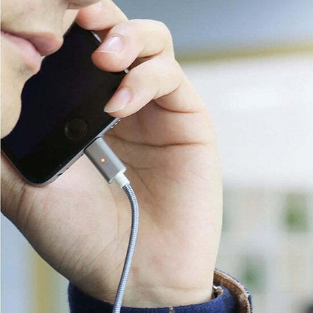 CAVO USB IN NYLON MAGNETICO CHARGE E SYNC CON ADATTATORI ANDROID E IOS Elettronica/Informatica/Accessori/Cavi e accessori/Cavi/Cavi USB Trade Shop italia - Napoli, Commerciovirtuoso.it