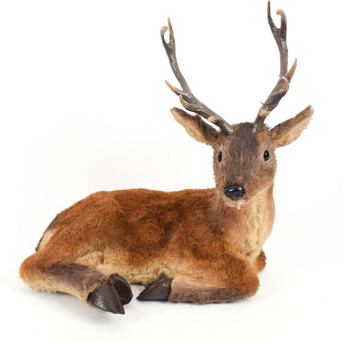 Cervo seduto statuetta in Poliresina con Pelliccia decorazione natalizia h 32 cm Casa e cucina/Decorazioni per interni/Addobbi e decorazioni per ricorrenze/Decorazioni natalizie/Schiaccianoci MagiediNatale.it - Altamura, Commerciovirtuoso.it