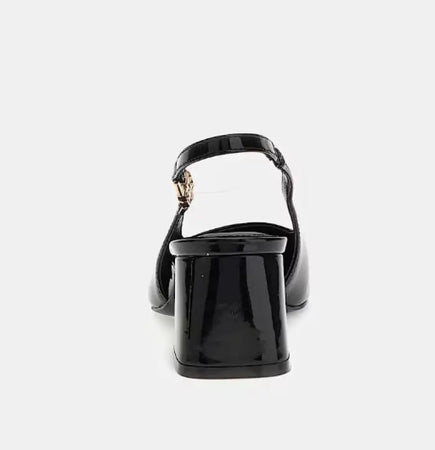 Chanel Guess - Chanel