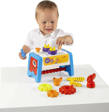 Chicco cassetta degli attrezzi 2 in 1, banco da lavoro per bambini con attrezzi giocattolo, gioco stem con 15 pezzi tra cui martello, cacciavite e chiave inglese - giochi educativi 1 anno - 3 anni Giochi e giocattoli/Giocattoli prima infanzia/Giochi musicali Sanitaria Gioia del Bimbo - Villa San Giovanni, Commerciovirtuoso.it