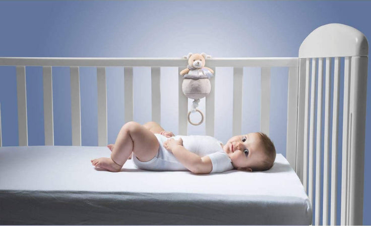 Chicco Gioco My Sweet Doudou Carillon Orsetto, Colore Neutro, 0 Mesi+ Casa e cucina/Decorazioni per interni/Accessori decorativi/Carillon e carillon con statuetta Sanitaria Gioia del Bimbo - Villa San Giovanni, Commerciovirtuoso.it