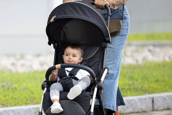 Chicco Goody Plus Passeggino Leggero Omologato Fino 22 Kg Resistente Compatto Comodo Sicuro Pratico Prima infanzia/Passeggini carrozzine e accessori/Passeggini e carrozzine/Passeggini compatti Sanitaria Gioia del Bimbo - Villa San Giovanni, Commerciovirtuoso.it