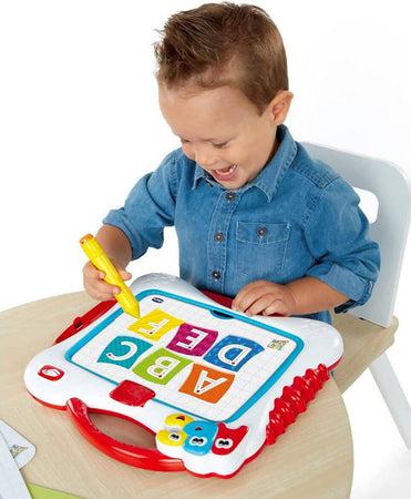 Chicco Lavagna Leggi & Scrivi, Lavagna Cancellabile Bambini con Schermo LCD e Set di Carte, Esercizi di Pre-Scrittura e Disegno Libero, Ispirato al Metodo Montessori, Giochi Educativi 2 Anni, 6 Anni Visita lo Store di Chicco Prima infanzia/Regali per neonati/Abiti da battesimo per bimba Mondo Bimbo - Bagnara Calabra, Commerciovirtuoso.it