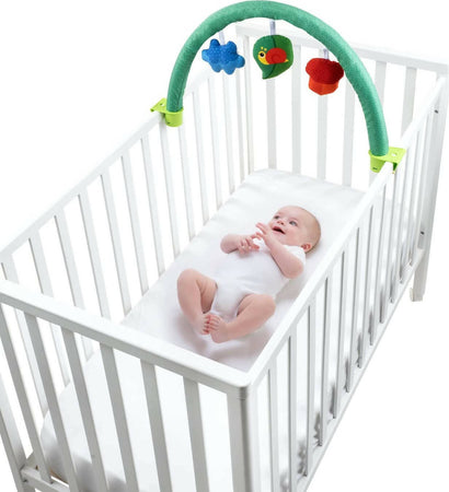 Chicco palestrina attività 3 in 1 compatibile per culla in legno lettino e next2me, palestrina neonato multifunzione con morbido tappeto bambini, arco giochi con 3 pendenti e pannello lettino, 0+ mesi Prima infanzia/Attività e intrattenimento/Tappetini gioco e palestrine Sanitaria Gioia del Bimbo - Villa San Giovanni, Commerciovirtuoso.it