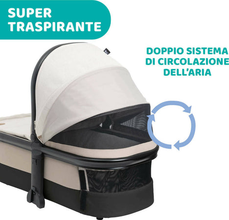 Chicco-Trio-Mysa-Con-Seggiolino-Auto-Kory-IS-Essential-Black-Con-Adattatori-Fast-In-Con-Borsa-Abbinata-Con-Cushy-Hug-Con-Passeggino-Con-Navicella-Trio-Completo-Dalla-Nascita-Fino-4-Anni-22-Kg-colore-Amber-Glow