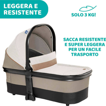 Chicco-Trio-Mysa-Con-Seggiolino-Auto-Kory-IS-Essential-Black-Con-Adattatori-Fast-In-Con-Borsa-Abbinata-Con-Cushy-Hug-Con-Passeggino-Con-Navicella-Trio-Completo-Dalla-Nascita-Fino-4-Anni-22-Kg-colore-Amber-Glow