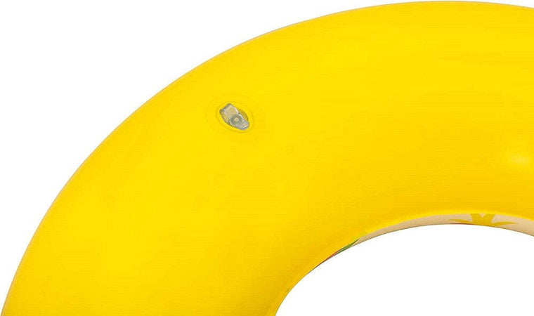 Ciambella Salvagente Gonfiabile A Fantasia 61 Cm Per Bambini Modelli Ass. 36014 Giochi e giocattoli/Sport e giochi all'aperto/Giochi aquatici e piscine per bambini/Canotti e gonfiabili galleggianti Trade Shop italia - Napoli, Commerciovirtuoso.it