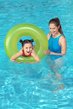 Ciambella Salvagente Gonfiabile Per Bambini Trasparente Neon Nuoto 76 Cm 36024 Giochi e giocattoli/Sport e giochi all'aperto/Giochi aquatici e piscine per bambini/Canotti e gonfiabili galleggianti Trade Shop italia - Napoli, Commerciovirtuoso.it