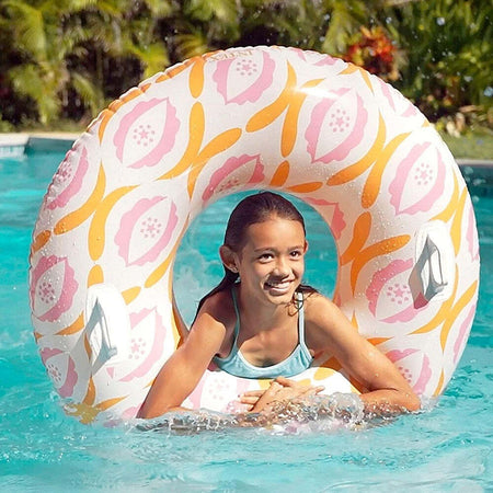 Ciambella Timeless Con Maniglie 91 Cm Galleggiante Gonfiabile Piscina Mare 56269 Giochi e giocattoli/Sport e giochi all'aperto/Giochi aquatici e piscine per bambini/Canotti e gonfiabili galleggianti Trade Shop italia - Napoli, Commerciovirtuoso.it