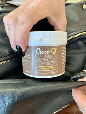 Ciocofit - integratore naturale in polvere al gusto di cioccolato per drenaggio e bruciatura dei grassi integratore per dimagrire dimagrimento forte Salute e cura della persona/Alimentazione e nutrizione/Integratori per lo sport/Bruciatori di grasso Beauty Fashion Store - Palermo, Commerciovirtuoso.it