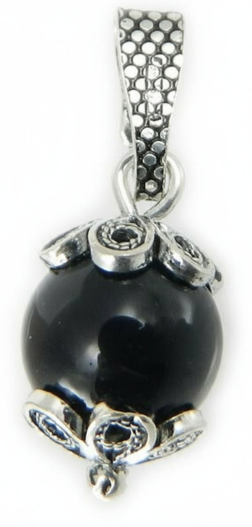 Ciondolo Su Coccu argento con onice nero portafortuna Sardegna