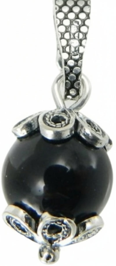 Ciondolo Su Coccu argento brunito con onice nero portafortuna Sardegna