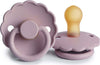 Ciuccio FRIGG Daisy Soft Lilac Latex 0-6 Prima infanzia/Succhietti e massaggiagengive/Succhietti La Casa Del Bebè - Napoli, Commerciovirtuoso.it