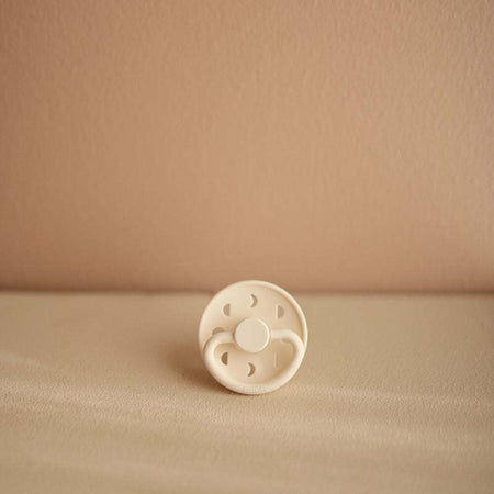 Ciuccio-FRIGG-Moon-Phase-Cream-Latex