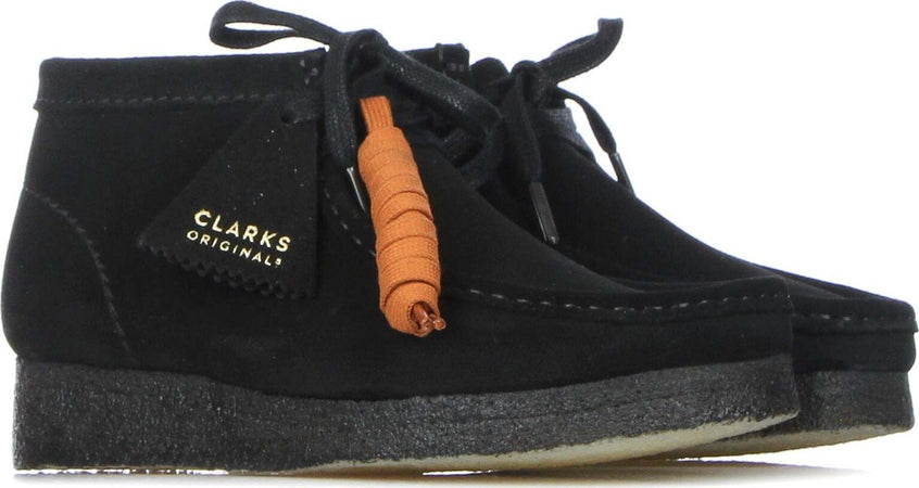 CLARKS-Scarpa-Lifestyle-Uomo-Wallabee-Boot-Black-Suede-da-uomo