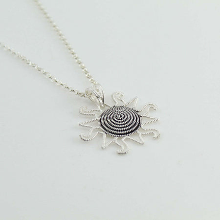 Collana filigrana sarda in argento con ciondolo pendente corbula sole brunito