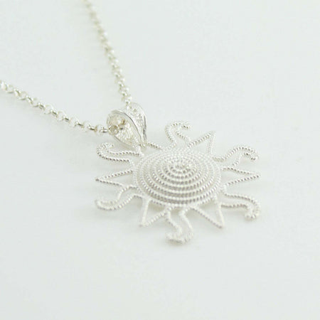Collana filigrana sarda in argento con ciondolo pendente corbula sole