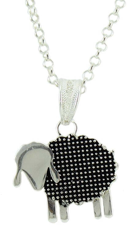 Collana in argento con pendente pecorella filigranata brunita