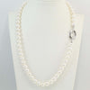 Collana donna perle Akoya giapponesi Coscia chiusura oro bianco e diamanti