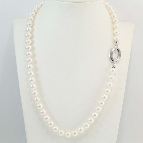 Collana donna perle Akoya giapponesi Coscia chiusura oro bianco e diamanti