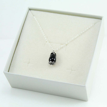 Collana donna con pendente Su Coccu in argento con onice nero a goccia