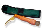 Coltellino per Funghi Con Custodia Da Cinta 13 X 2cm Coltellino Funghi Pieghevole Coltellino a Serramanico per Raccogliere Funghi e Tartufi Sport e tempo libero/Attività ricreative all'aperto/Camping e outdoor/Coltelli e attrezzi/Coltelli a serramanico Il Distintivo - Pesaro, Commerciovirtuoso.it