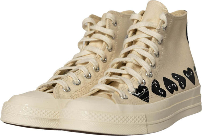 COMME-DES-GARCONS-PLAY-Comme-Des-GarÃ§ons-PLAY-x-Converse-Big-Heart-Chuck-Taylor-70-High-Top-da-uomo