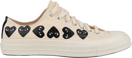 COMME-DES-GARCONS-PLAY-Comme-Des-GarÃ§ons-PLAY-x-Converse-Big-Heart-Chuck-Taylor-70-Low-Top-sneaker-in-bianco-da-uomo