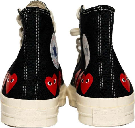 COMME-DES-GARCONS-PLAY-Comme-Des-GarÃ§ons-PLAY-x-Converse-Multi-Heart-Chuck-Taylor-70-High-Top-da-uomo