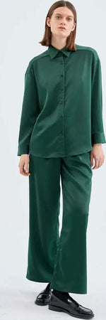 COMPANIA-FANTASTICA-|-Camicia-verde-satinata