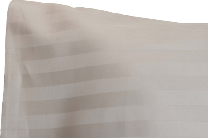 Completo Letto Lenzuola Raso Spigato Rigato Crema Set Letto Completo Made In Italy Casa e cucina/Tessili per la casa/Biancheria da letto/Lenzuola e federe/Set di lenzuola e federe Vanita di raso - Sesto San Giovanni, Commerciovirtuoso.it