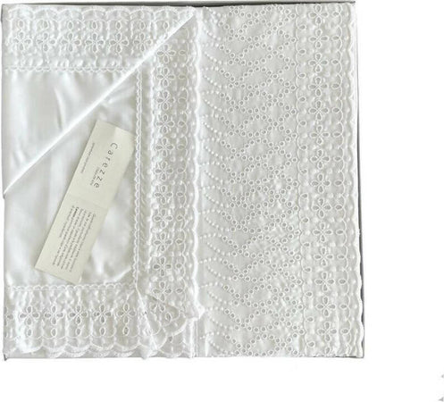 Completo Letto Matrimoniale In Puro Cotone Con Elegante Lavorazione Pizzo San Gallo Articolo Margherita By Carezze Ricami Casa e cucina/Tessili per la casa/Biancheria per la cameretta/Lenzuola e federe/Set di lenzuola e federe Puleo Casa - Palermo, Commerciovirtuoso.it