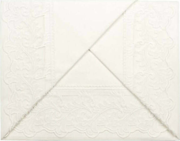Completo Letto Matrimoniale In Puro Cotone Nazareno Gabrielli Con Applicazioni In Pizzo Articolo Federica Casa e cucina/Tessili per la casa/Biancheria da letto/Lenzuola e federe/Set di lenzuola e federe Puleo Casa - Palermo, Commerciovirtuoso.it