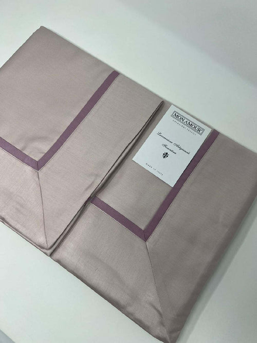 Completo matrimoniale Raso cotone 100% con profilo Mon Amour colore malva Sopra:270x300 sotto 180x200 h.28/30 e 2 federe 52x82 Casa e cucina/Tessili per la casa/Biancheria da letto/Lenzuola e federe/Set di lenzuola e federe Biancheria Arredo Home - Nola, Commerciovirtuoso.it