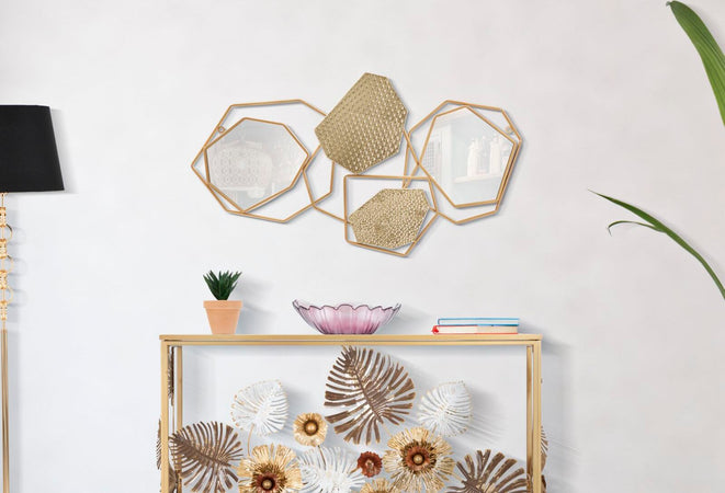 Composizione-decorativa-da-parete-con-specchi-per-salotti-e-camere-da-letto