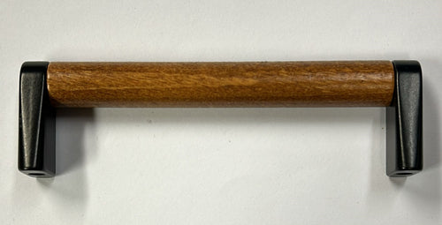CONNEX---MANIGLIA-IN-LEGNO-DI-NOCE-CON-ANGOLARI-NERI-64MM