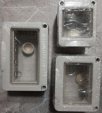 CONTENITORE SCATOLA ESTERNA IDROBOX COMPATIBILE MATIX BTICINO 2 3 4 POSTI CON PORTELLO