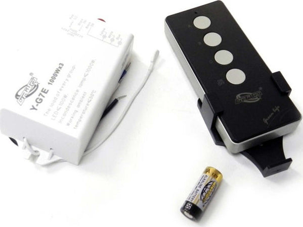 CONTROLLO TELECOMANDO SWITCH WIRELESS LUCI ILLUMINAZIONE 1000W X 3 CANALI Fai da te/Materiale elettrico/Interruttori e dimmer/Dimmer Trade Shop italia - Napoli, Commerciovirtuoso.it