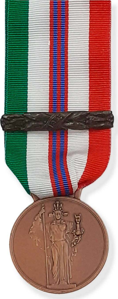 Copia Del Guerra 40 43 - Nastro / Nastrino / Medaglia Sport e tempo libero/Accessori/Trofei medaglie e premi/Medaglie Il Distintivo - Pesaro, Commerciovirtuoso.it